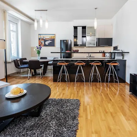 Apartamento Two Bedroom Trg