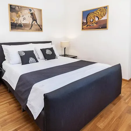 Apartamento Two Bedroom Trg *