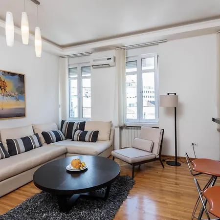 Two Bedroom Trg Belgrado